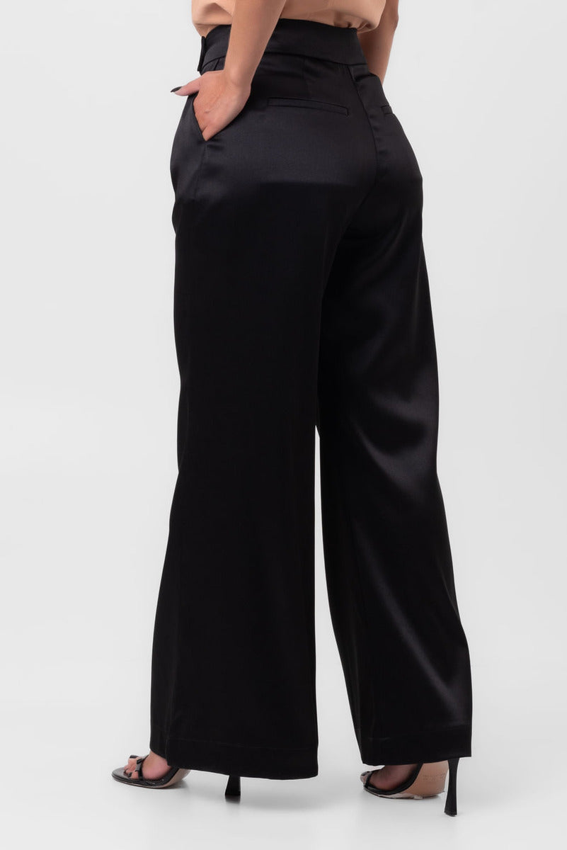 Calça Wide Kim Preto Labrava