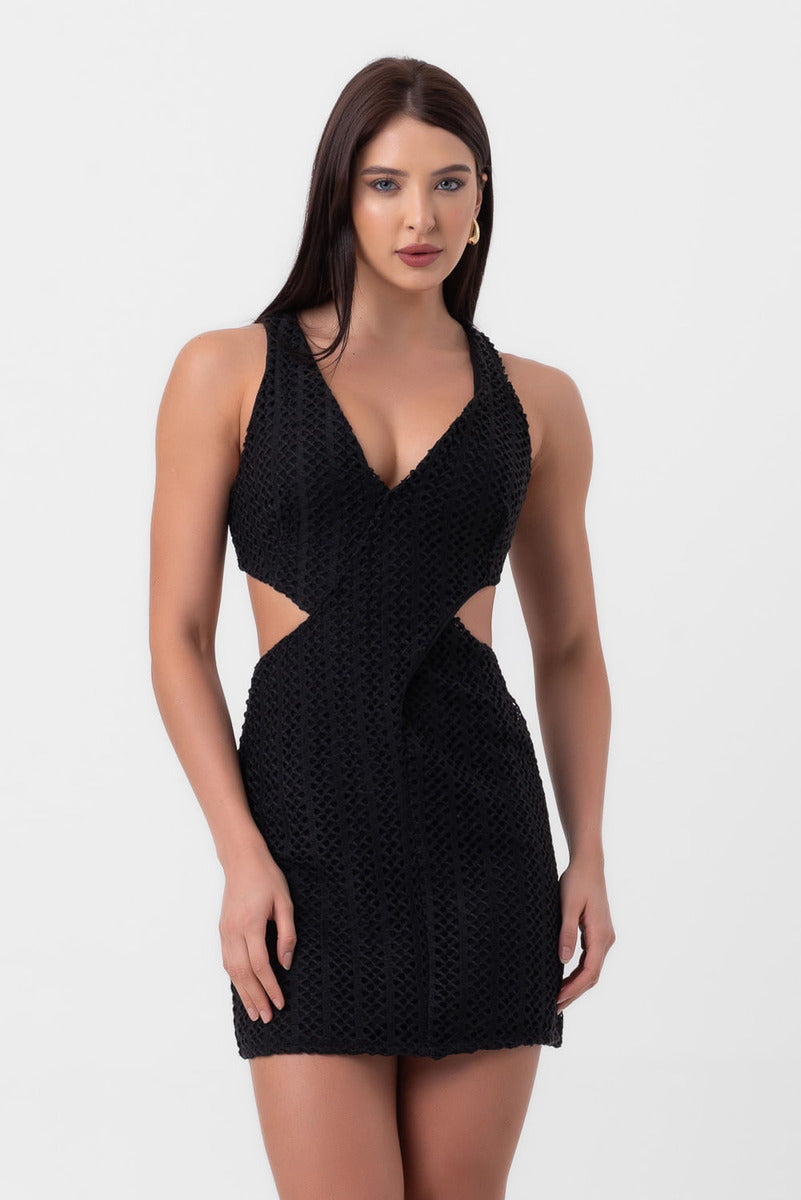 Vestido Renda Curto Recortes Triangulares Preto  Labrava